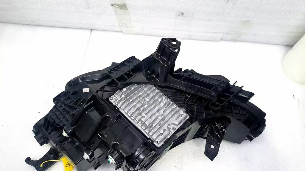 80000628 80000401 FULL LED Headlights Right or Left For 2024-2026 VOLVO EX30